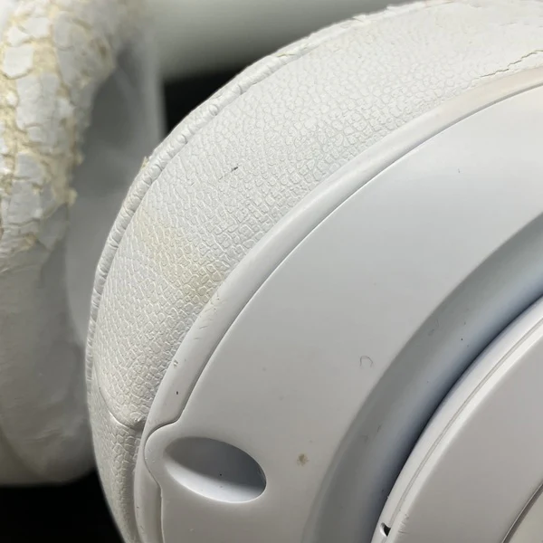 【中古】Beats Studio3 Wireless ホワイト 【BT STUDIO3 WL WHT】(MQ572PA/A)【日本橋】 - Image 7