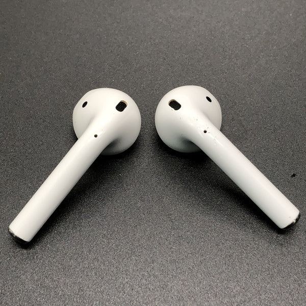 【中古】AirPods with Charging Case MV7N2J/A【日本橋】 - Image 3