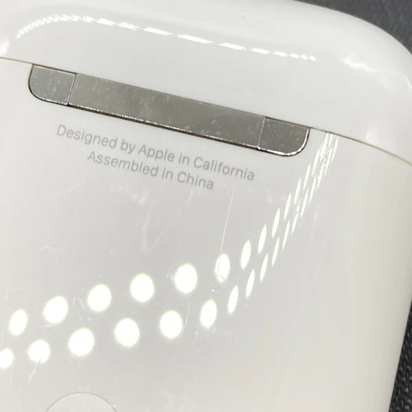【中古】AirPods with Charging Case MV7N2J/A【日本橋】 - Image 9