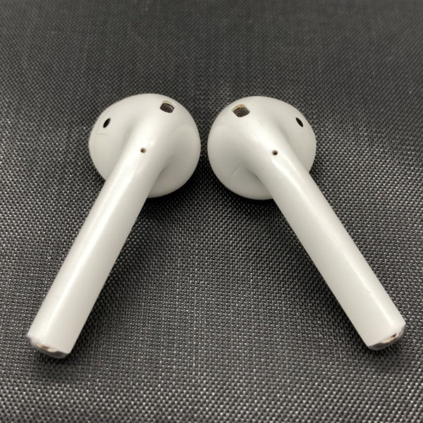 【中古】AirPods with Charging Case MV7N2J/A【日本橋】 - Image 3