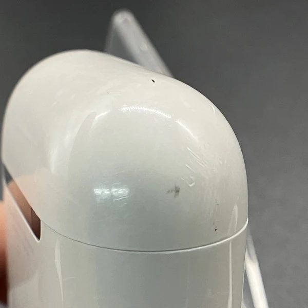 【中古】AirPods with Charging Case MV7N2J/A 海外モデル【日本橋】 - Image 9