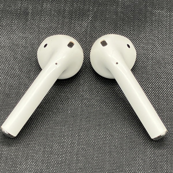 【中古】AirPods with Charging Case MV7N2J/A【日本橋】 - Image 3