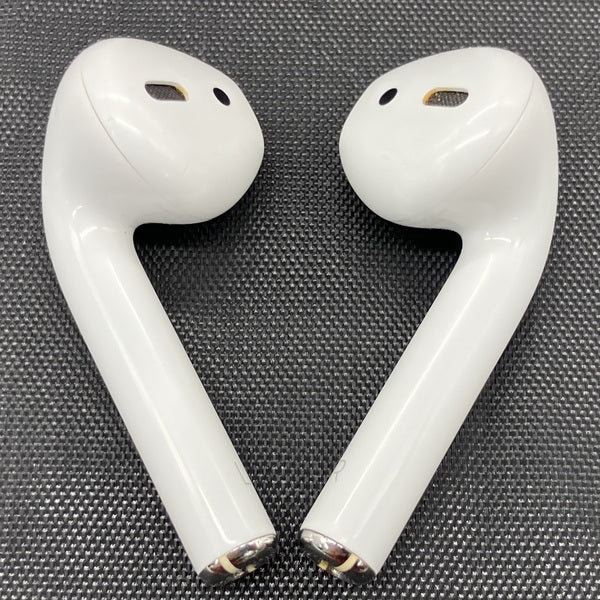 【中古】AirPods with Charging Case MV7N2J/A【日本橋】 - Image 4