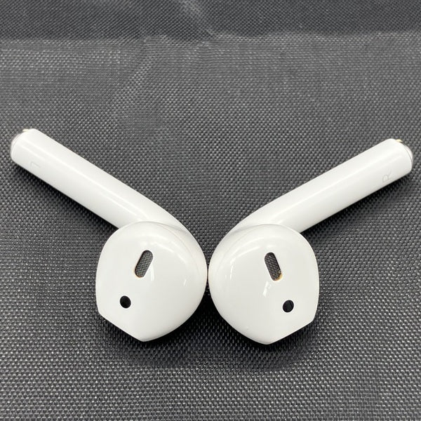 【中古】AirPods with Charging Case MV7N2J/A【日本橋】 - Image 5