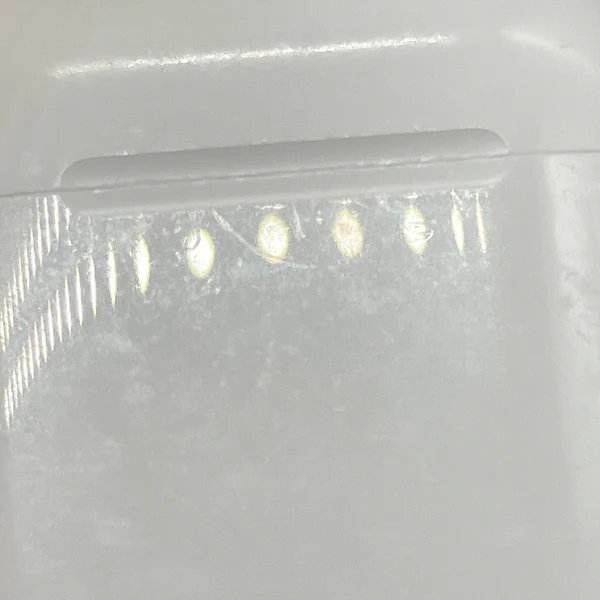【中古】AirPods with Charging Case MV7N2J/A【日本橋】 - Image 7