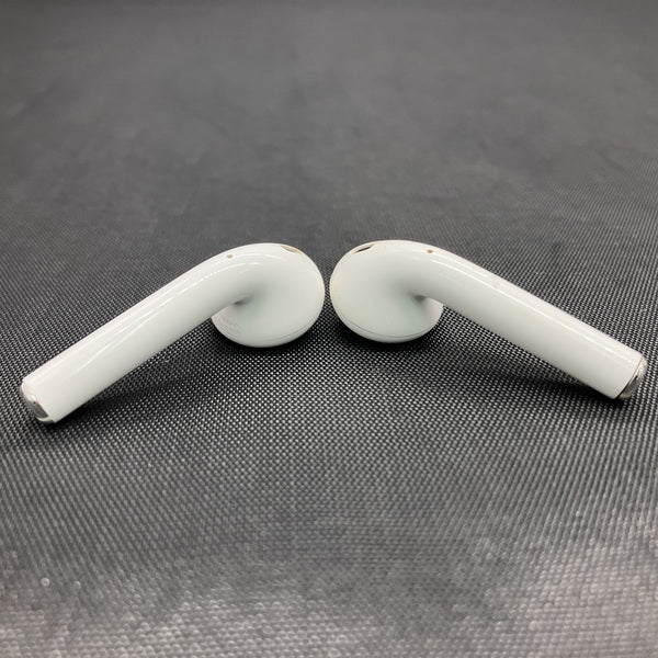 【中古】AirPods with Charging Case MV7N2J/A【日本橋】 - Image 3