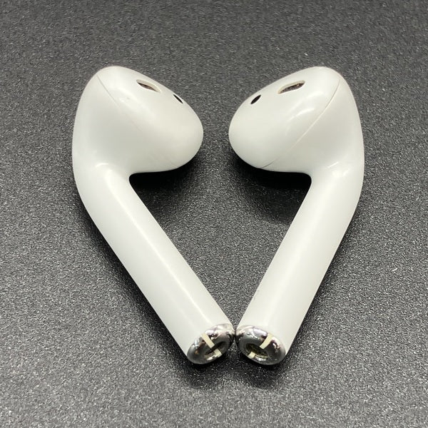 【中古】AirPods with Charging Case MV7N2J/A【秋葉原】 - Image 4