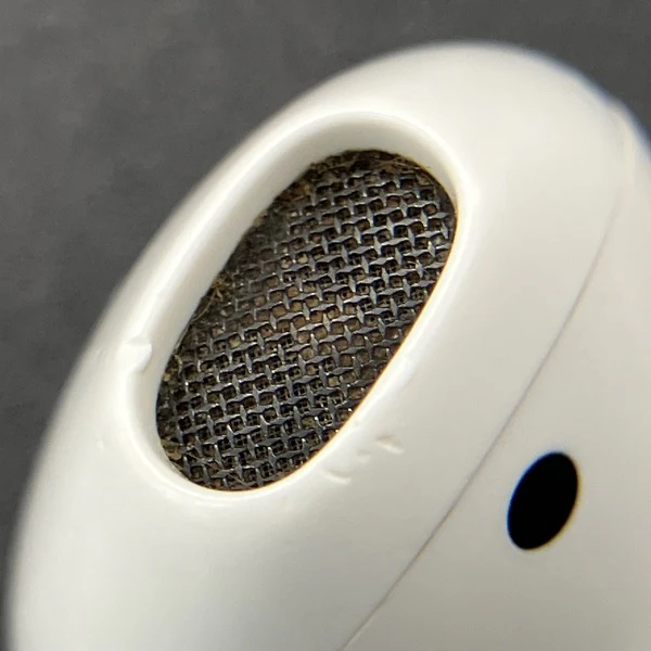 【中古】AirPods with Charging Case MV7N2J/A【秋葉原】 - Image 9