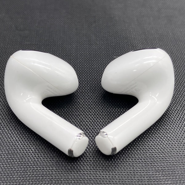 【中古】Airpods MPNY3J/A 3rd Generation Lightning充電ケース付【名古屋】 - Image 4