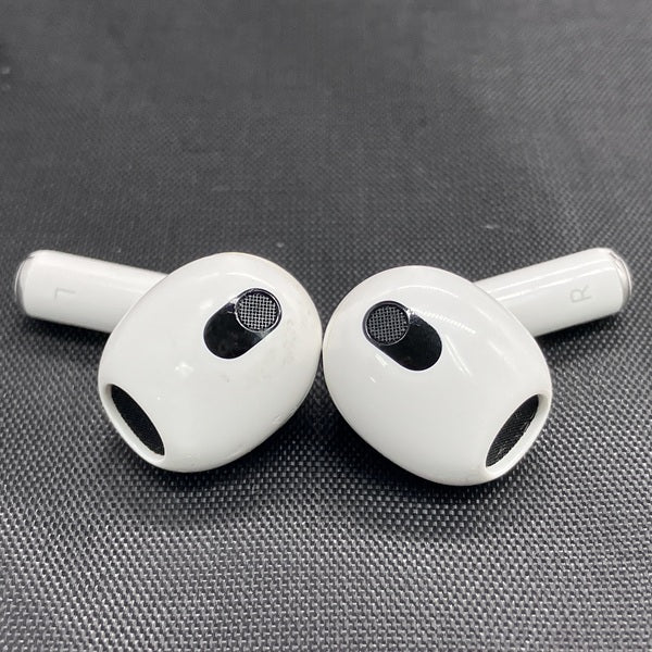 【中古】Airpods MPNY3J/A 3rd Generation Lightning充電ケース付【名古屋】 - Image 5