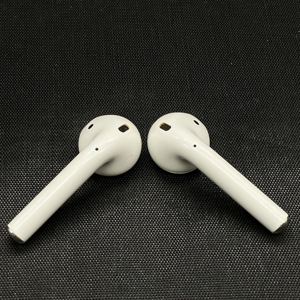 【中古】AirPods with Charging Case MV7N2J/A【日本橋】 - Image 3