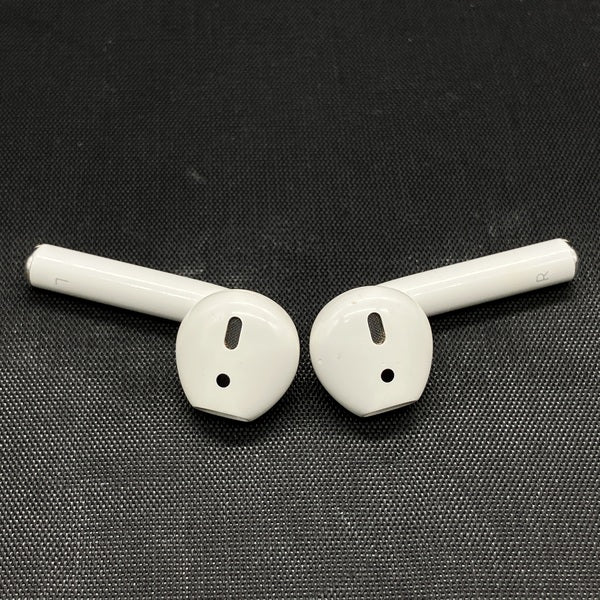 【中古】AirPods with Charging Case MV7N2J/A【日本橋】 - Image 5