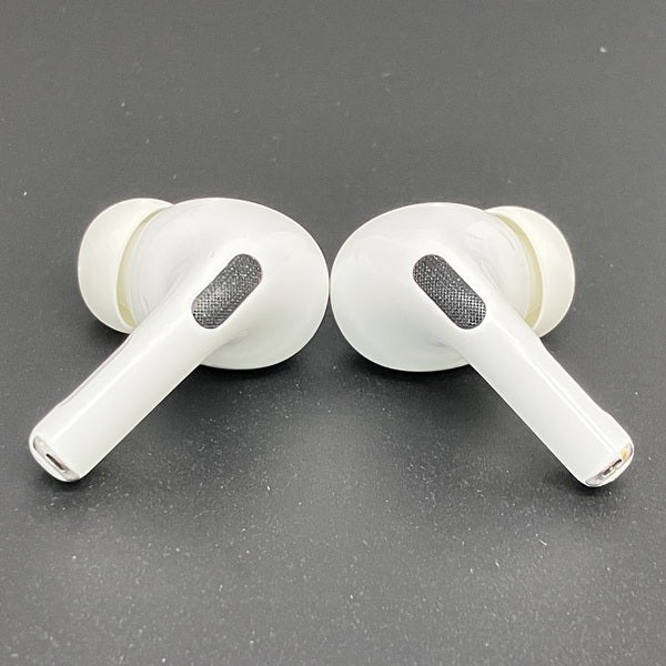 【中古】MagSafe充電ケース(USB-C)付きAirPods Pro(第2世代) MTJV3JA【名古屋】 - Image 3