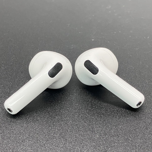 【中古】AirPods 4 MXP63J/A【名古屋】 - Image 3