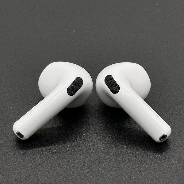 【中古】AirPods 4 MXP63J/A【秋葉原】 - Image 3