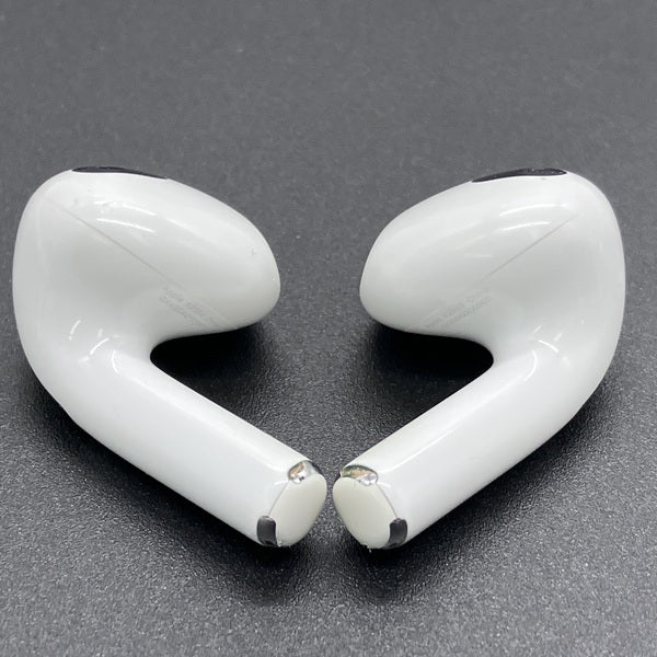 【中古】Airpods MME73J/A 3rd Generation【秋葉原】 - Image 4
