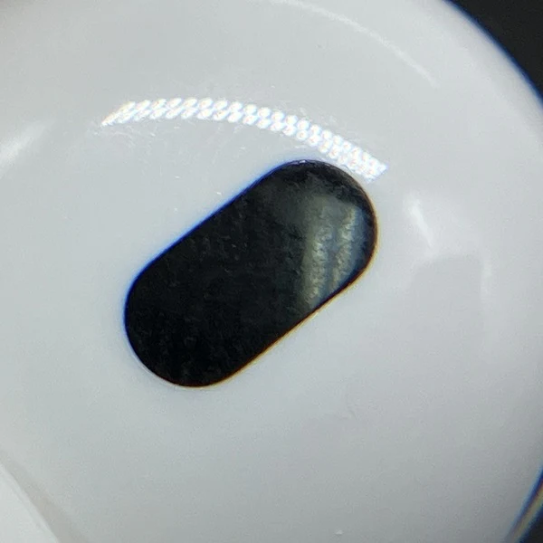 【中古】MagSafe充電ケース(USB-C)付きAirPods Pro(第2世代) MTJV3JA【名古屋】 - Image 8