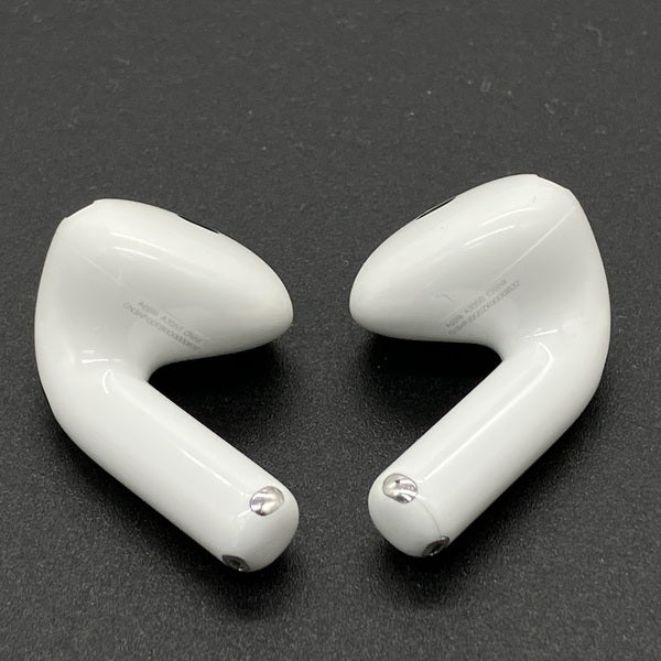 【中古】AirPods 4 MXP63J/A【秋葉原】 - Image 4