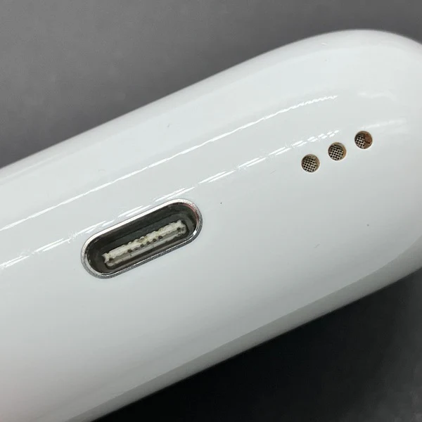 【中古】MagSafe充電ケース(USB-C)付きAirPods Pro(第2世代) MTJV3JA【名古屋】 - Image 10