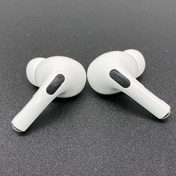 【中古】MagSafe充電ケース(USB-C)付きAirPods Pro(第2世代) MTJV3JA【名古屋】 - Image 3